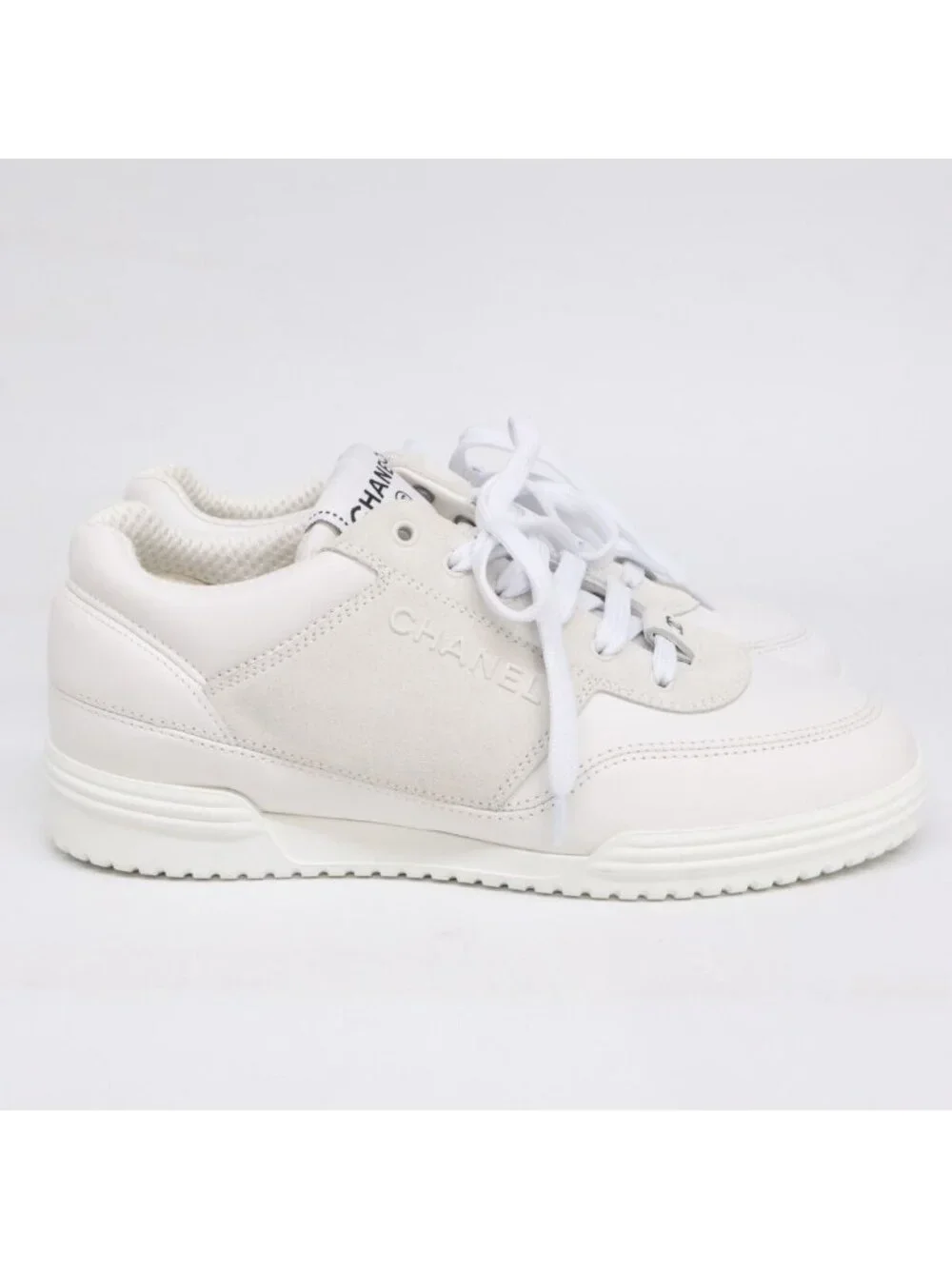 Chanel CC Logo Leather Suede Sneakers